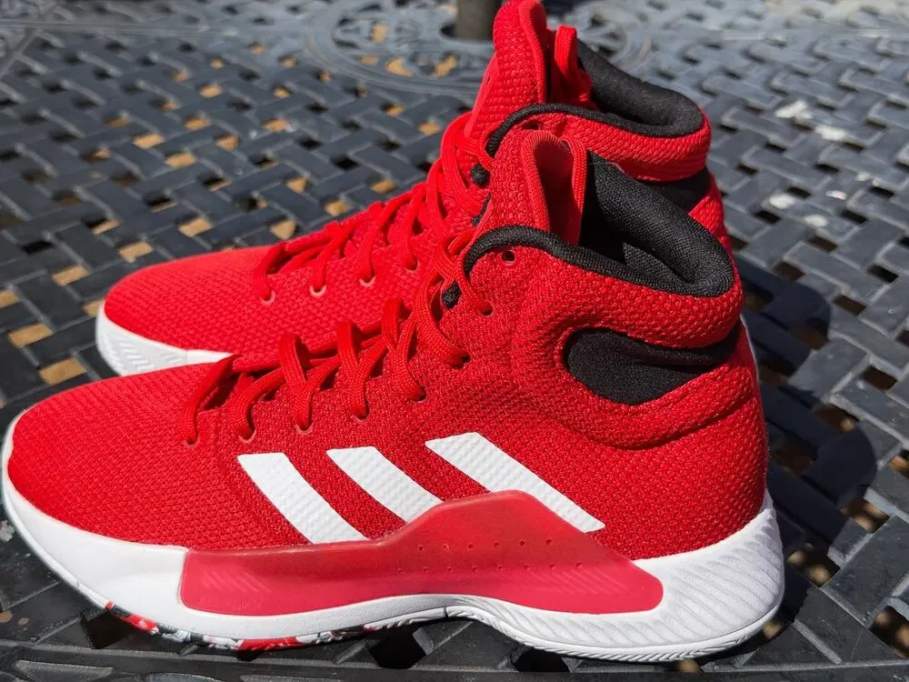 ADIDAS Basketball Pro Bounce Madness Size 8 Active Red 2019 RARE BB9237 NWT